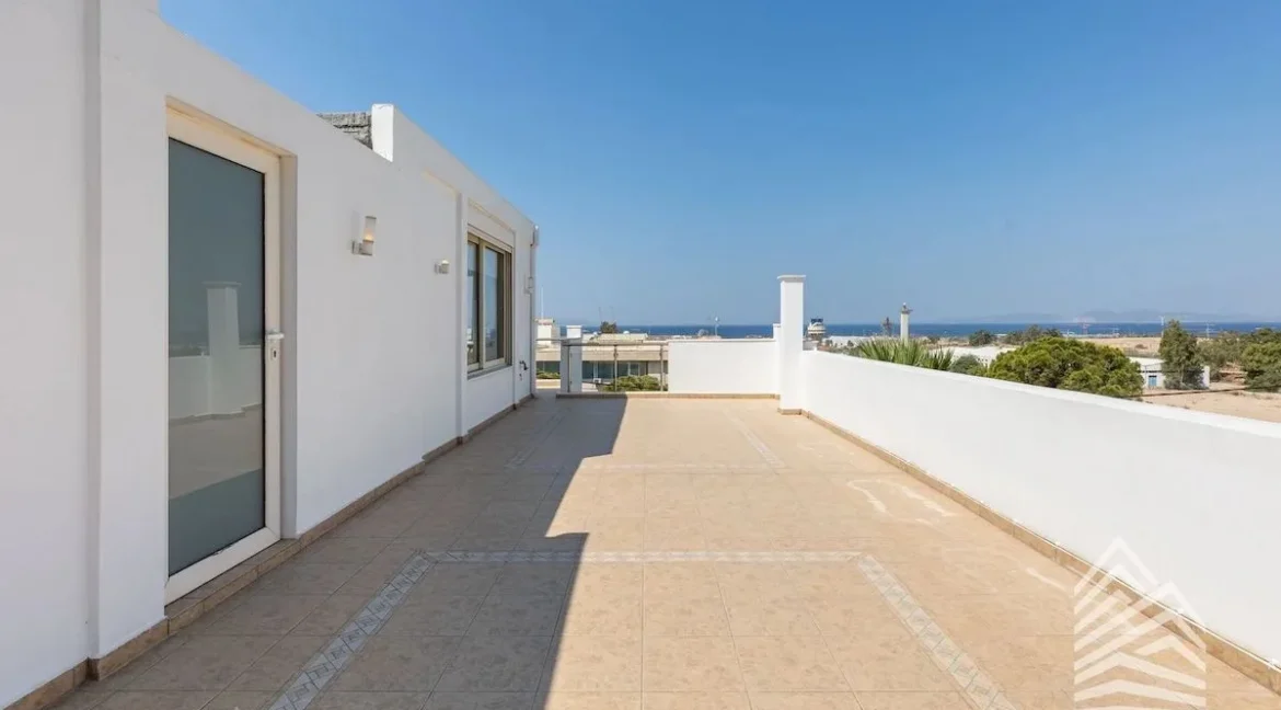 Luxury Detached Villa in Elliniko for rent 14