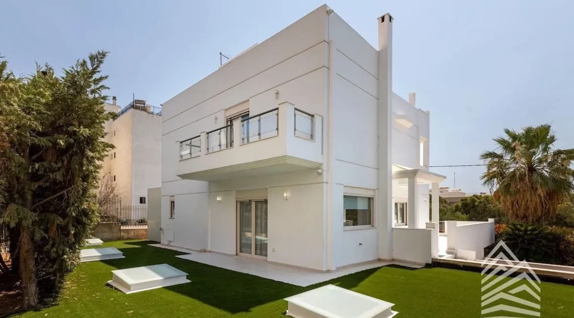 Luxury Detached Villa in Elliniko for rent 2